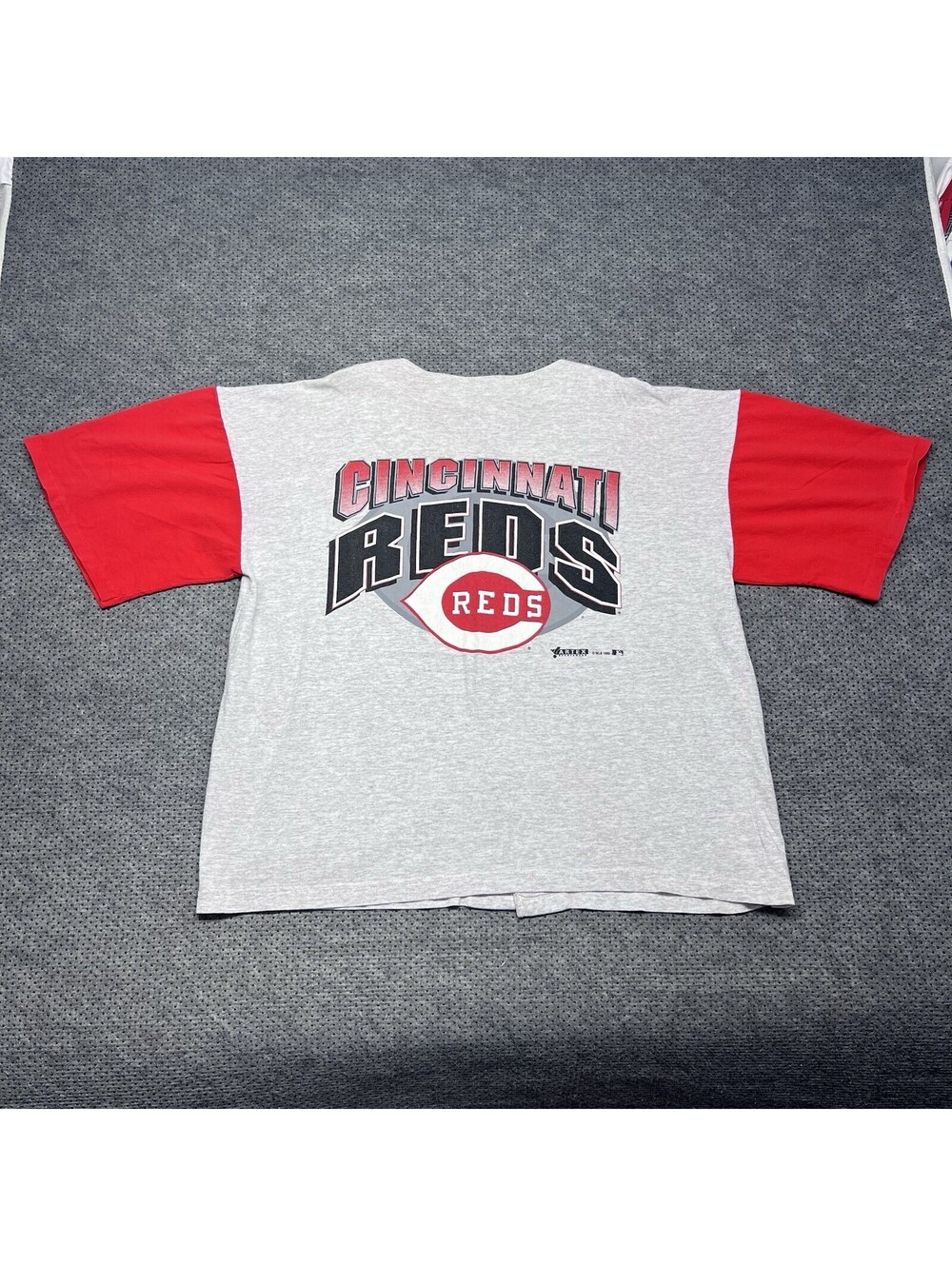 Vintage 1993 Cincinnati Reds Baseball Jersey Style T-Shirt XL RARE MENS GRAY